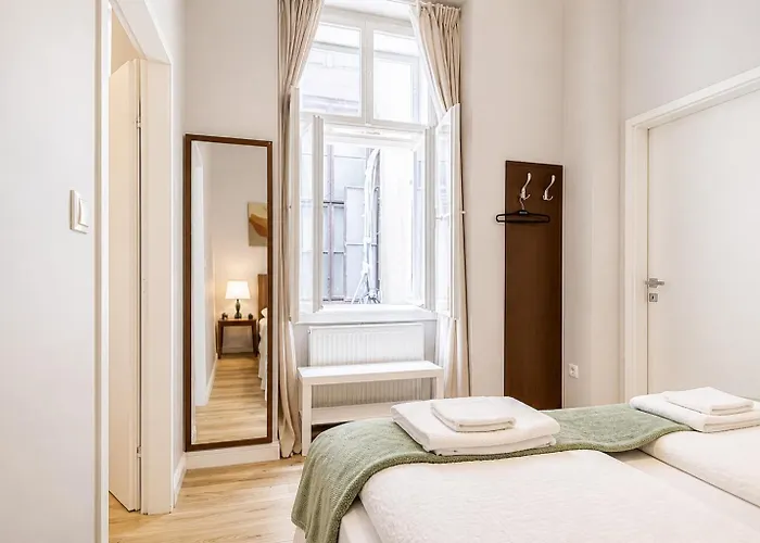 1 Aprt & 5 Stylish Rooms, Comfort & Convenience Combined * Vienna