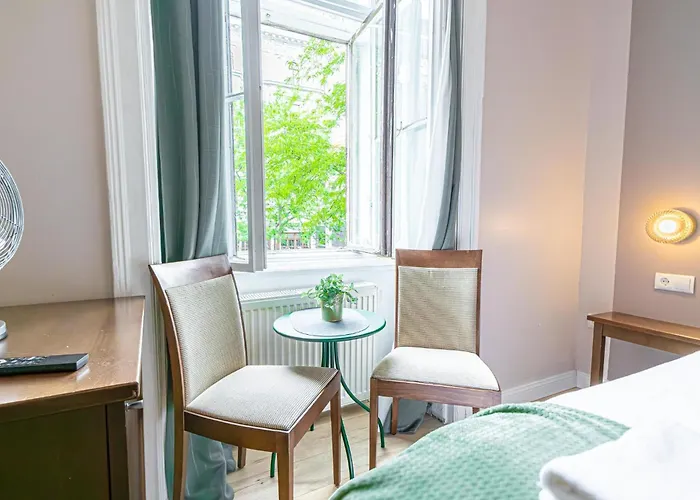 Hotel 1 Aprt & 5 Stylish Rooms, Comfort & Convenience Combined Vienna